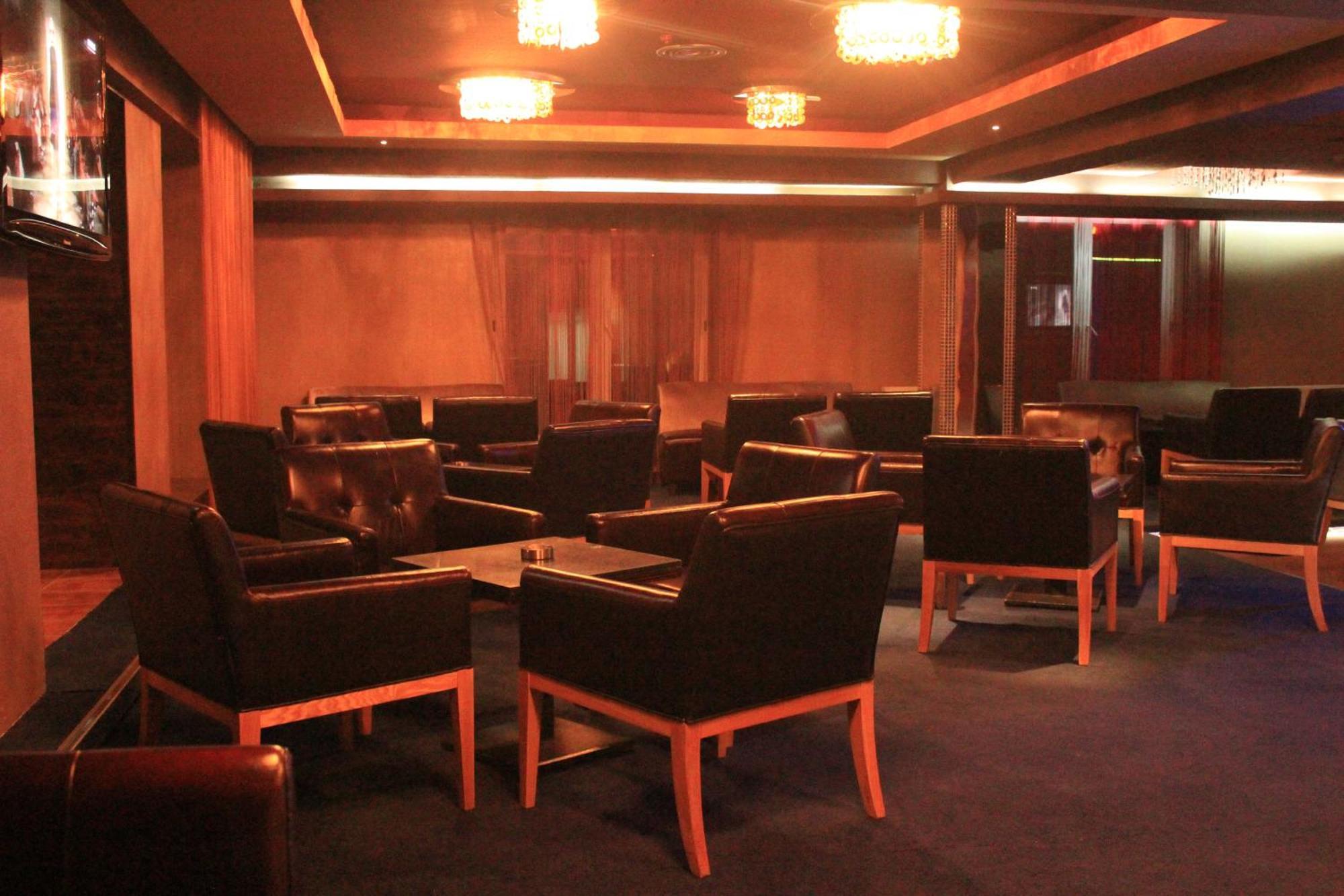 The Corporate Hotel Ulan Bator Exterior foto